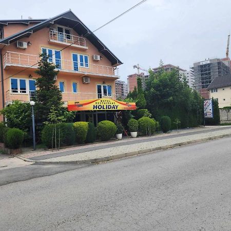 Holiday Uroševac Exterior foto