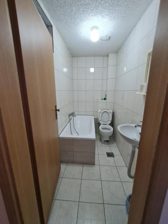 Holiday Uroševac Exterior foto